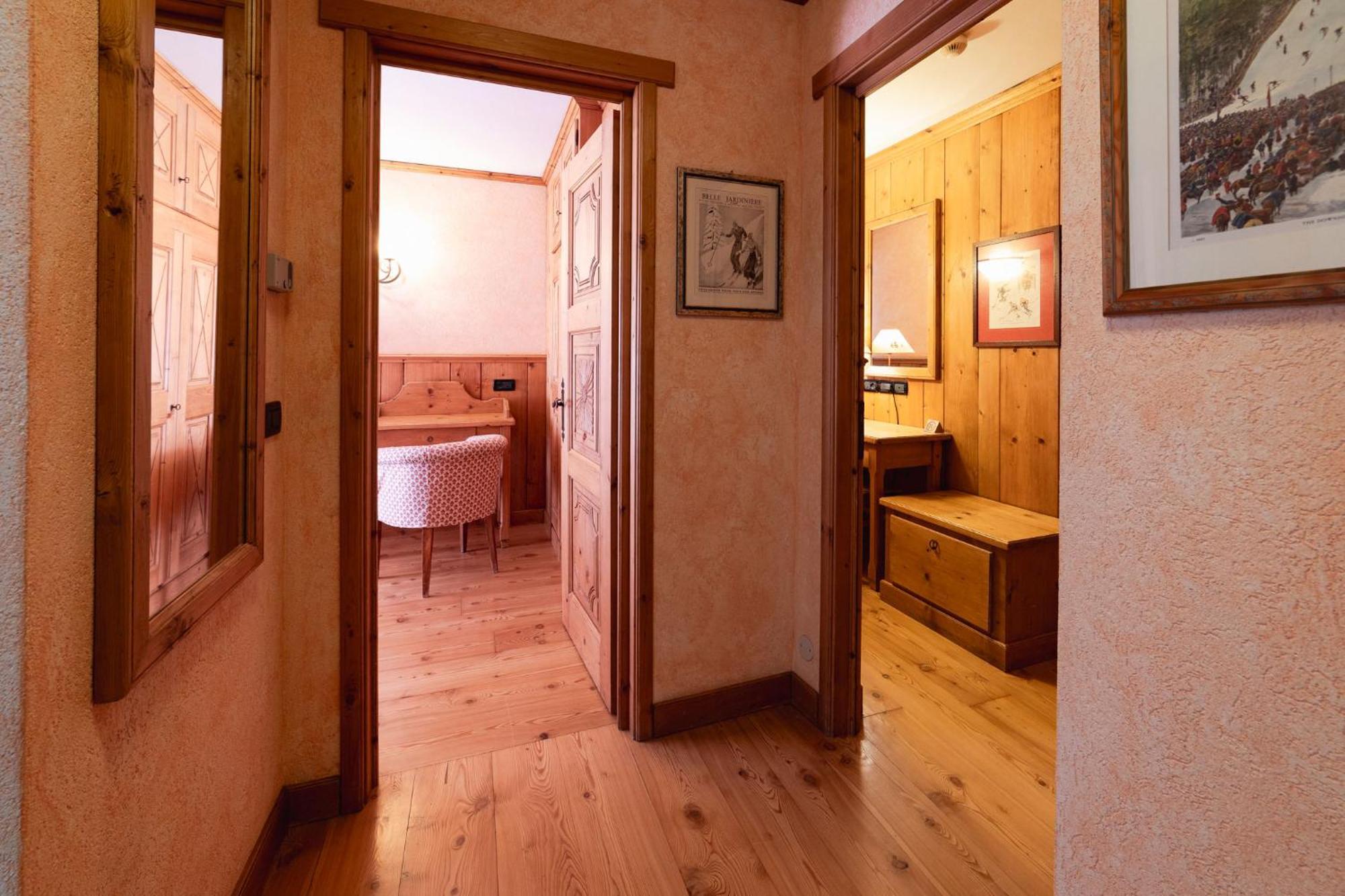 Hotel Bouton D'Or - Courmayeur Exterior foto