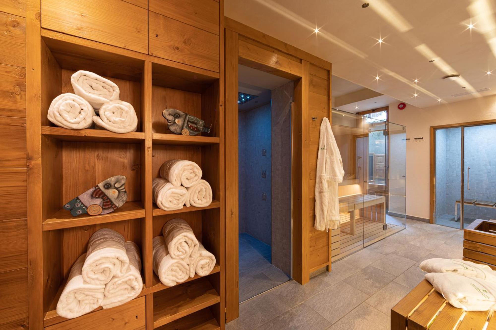 Hotel Bouton D'Or - Courmayeur Exterior foto