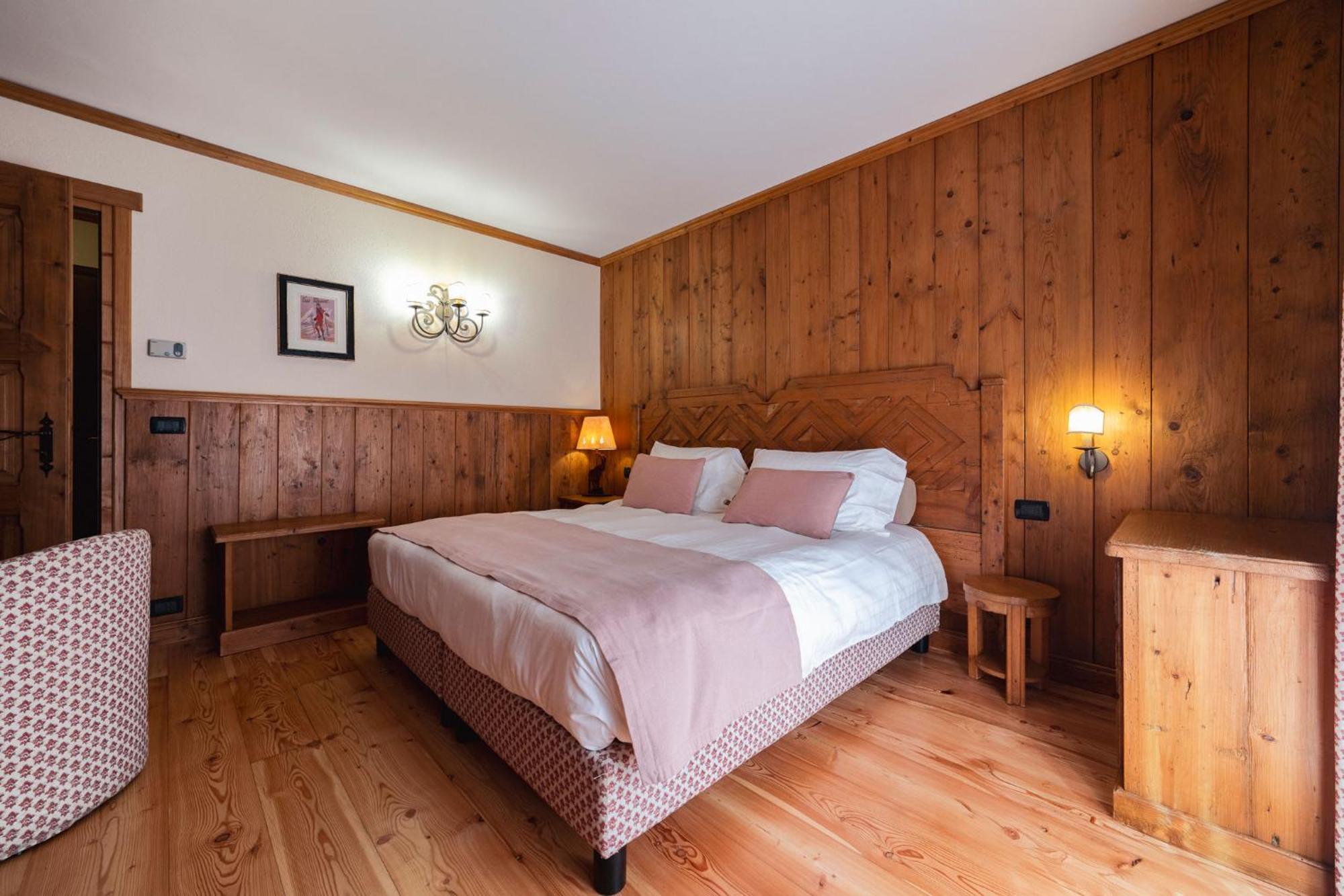 Hotel Bouton D'Or - Courmayeur Exterior foto
